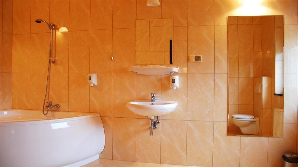 Hotel Dobosz بوليتسه المظهر الخارجي الصورة
