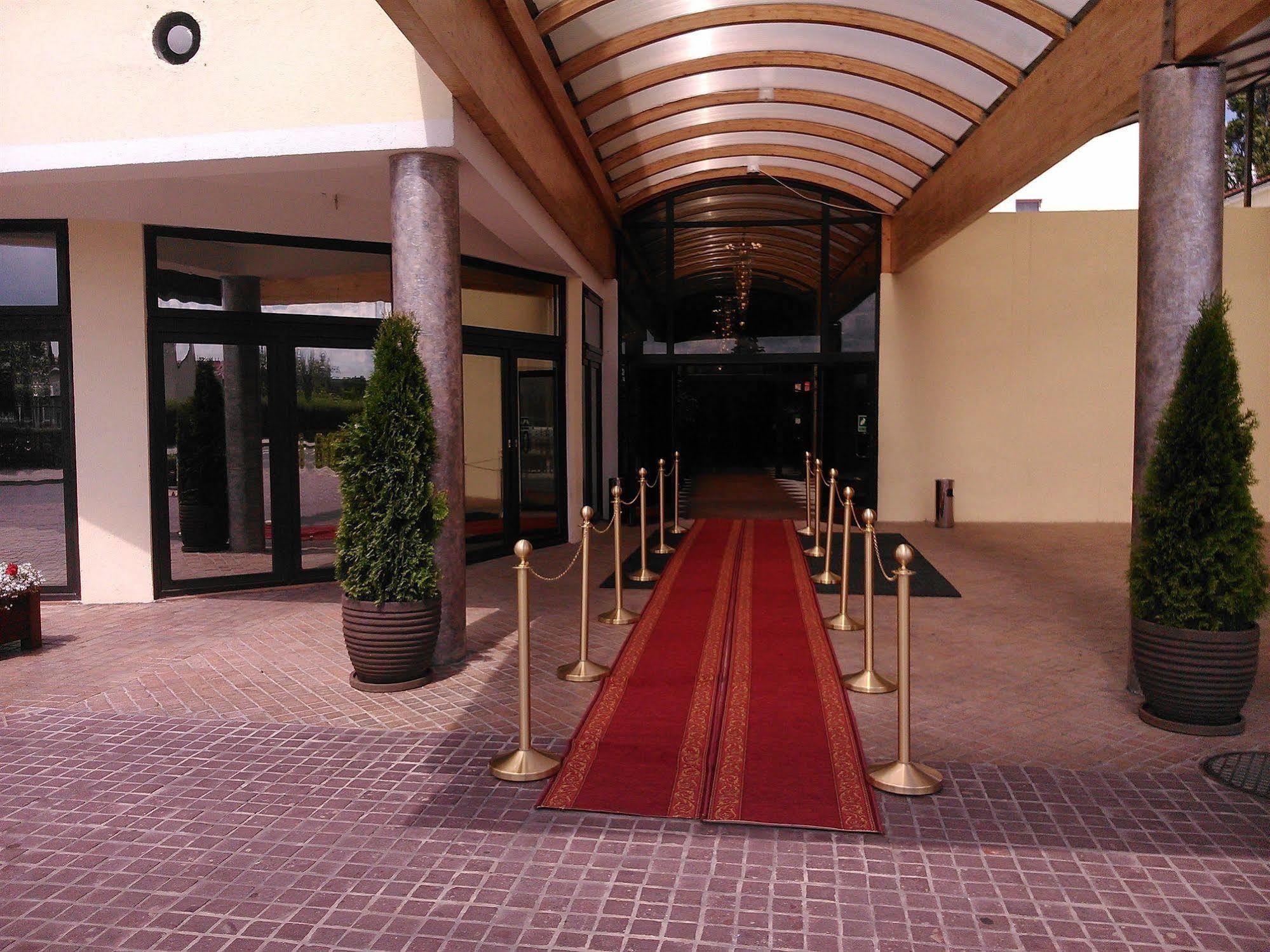Hotel Dobosz بوليتسه المظهر الخارجي الصورة