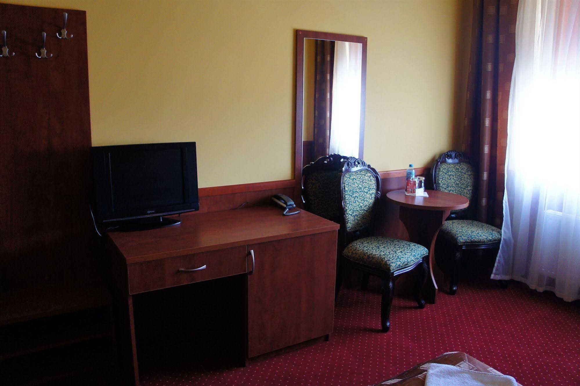 Hotel Dobosz بوليتسه المظهر الخارجي الصورة